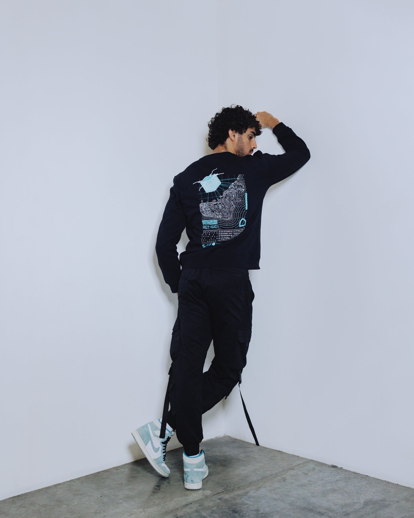 Crewneck Sweatshirt - Black