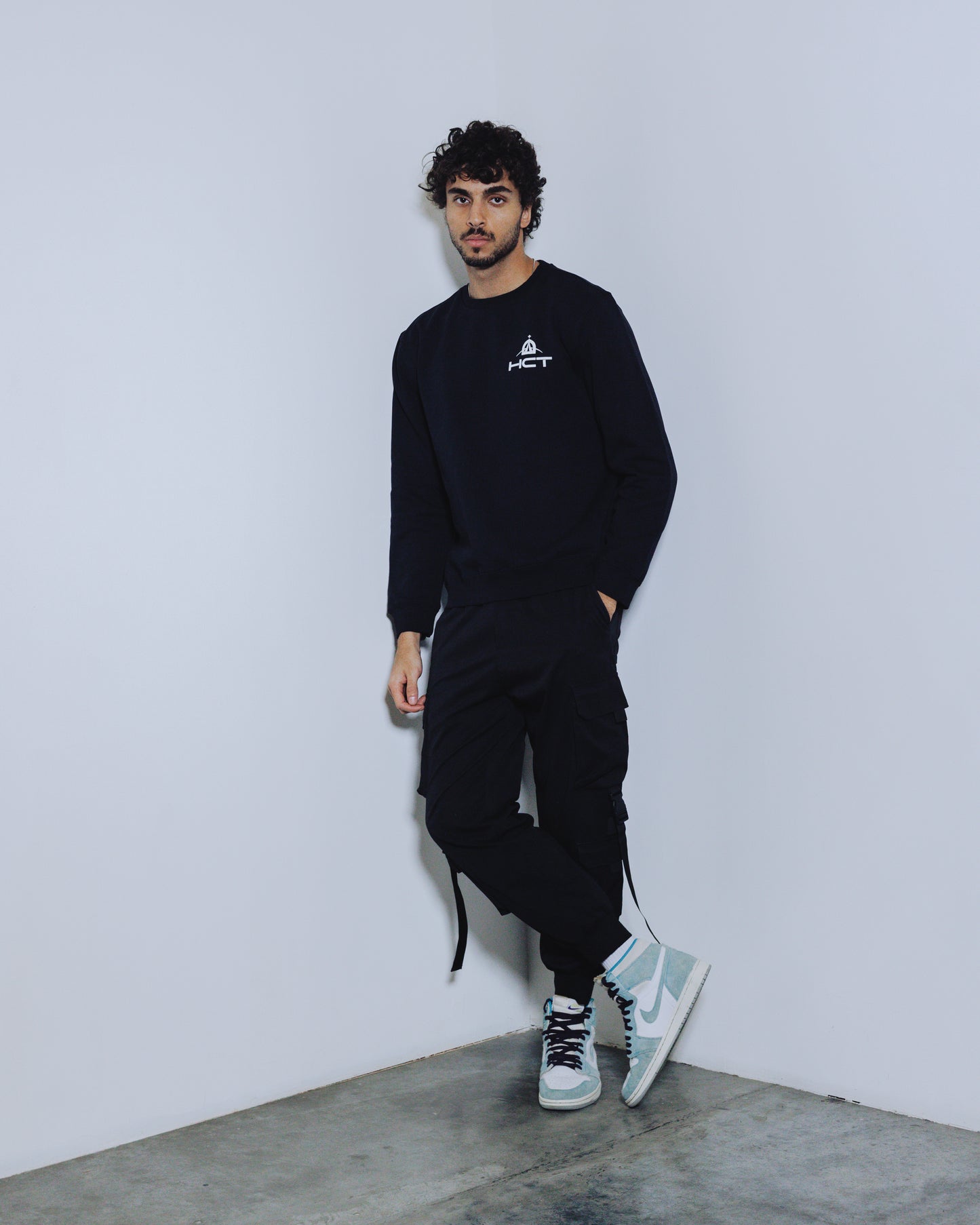 Crewneck Sweatshirt - Black