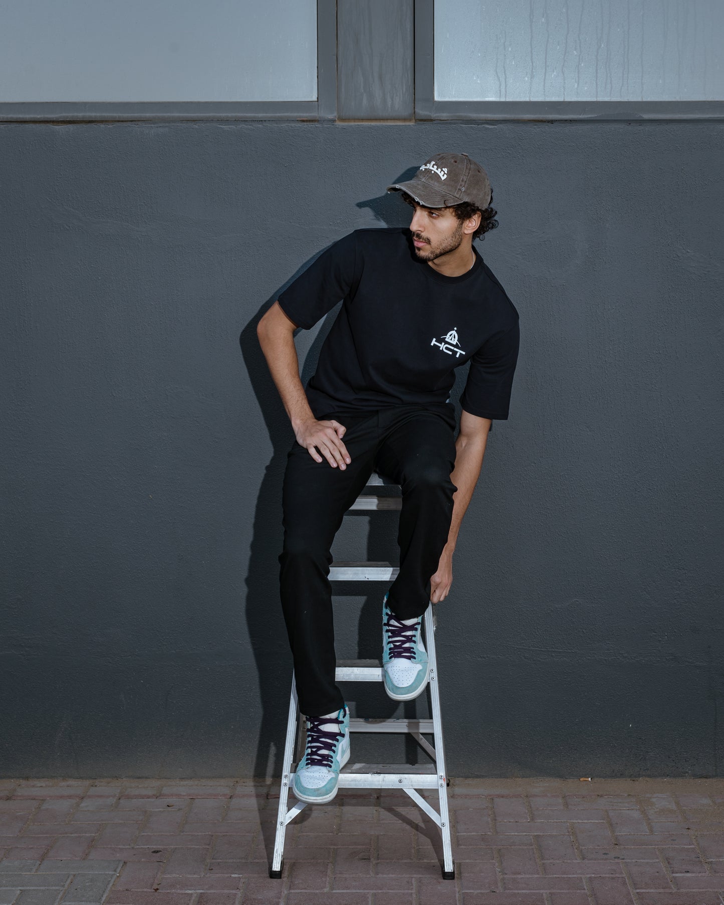 Oversized T-shirt - Black